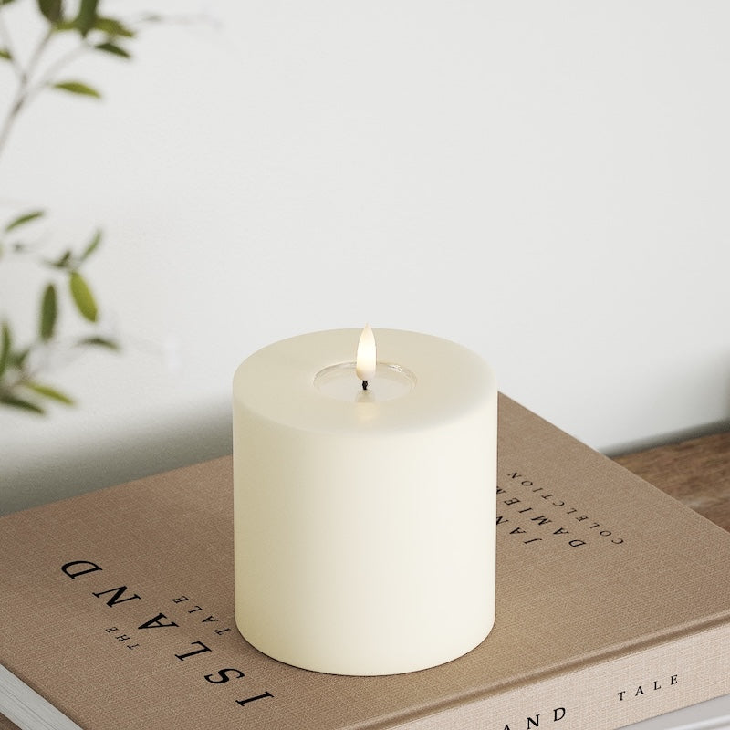 Deluxe Homeart LED Bougie pilier Ø10x10 cm Crème