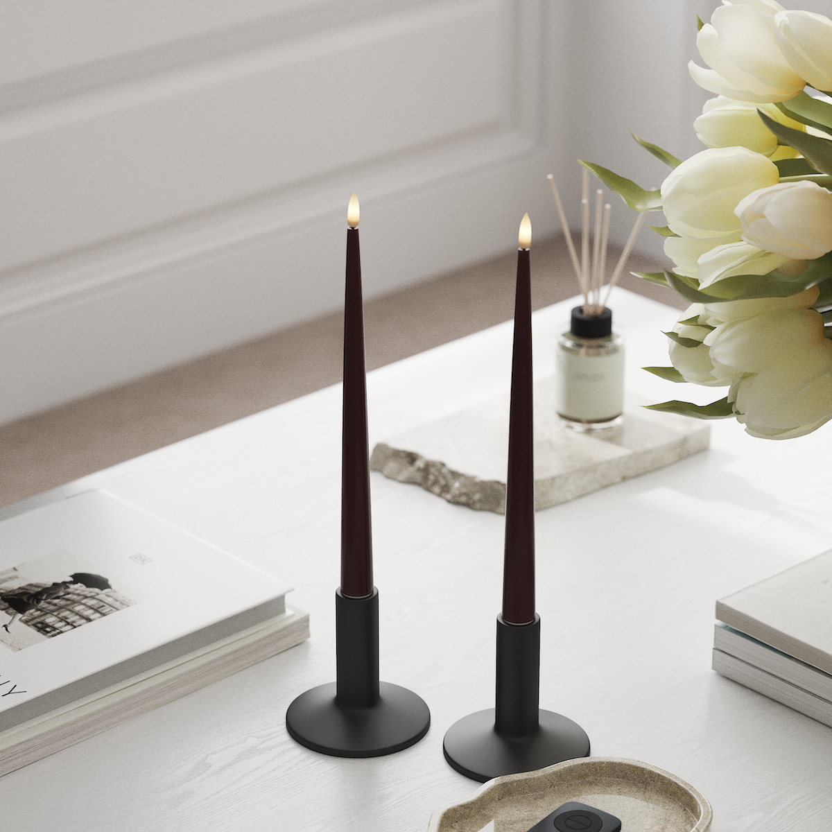 Deluxe Homeart LED Bougie effilée avec laque, 2 pièces 28 cm Bourgogne LED Bougie effilée 1