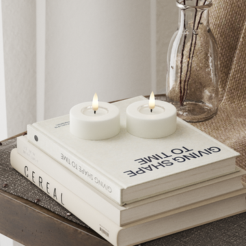 Deluxe Homeart LED Géant Bougie chauffe-plat 2 pièces Grand Blanc LED géant Bougie chauffe-plat 4