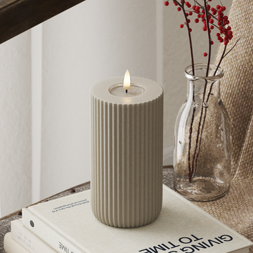 Deluxe Homeart Solid Stripe LED Bougie pilier Ø8 X 15 cm Sable LED Forme 4