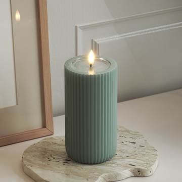 Deluxe Homeart Unique LED Bougie rainurée P 8 x 15 cm Vert sauge unique Bougie rainurée 3